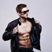  ,    Boss, 34 ,   ,   , c , 