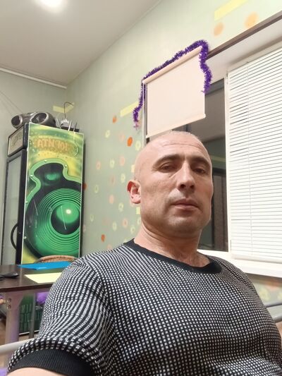  ,   Salohidin, 43 ,   ,   