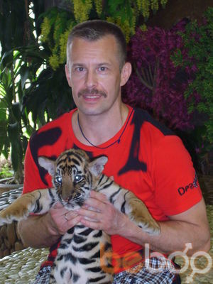  ,   Tony, 56 ,   