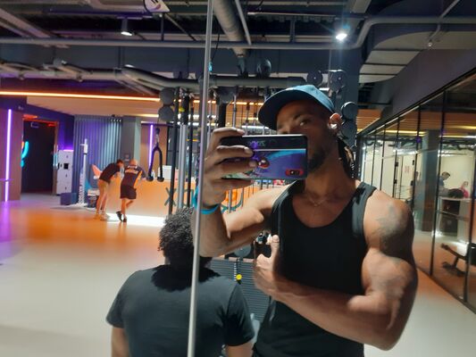  ,   Oreste, 37 ,   ,   