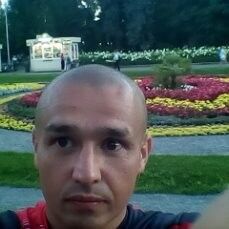  ,   Kim, 41 ,   