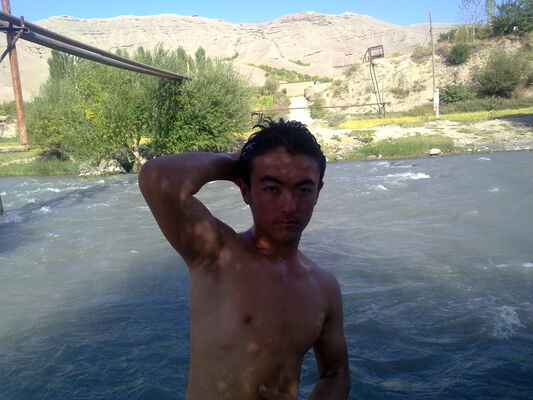  ,   Ahror, 32 ,   ,   , c 