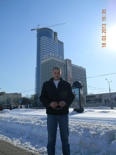  ,   Nikita, 36 ,   
