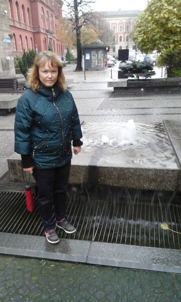  ,   Nadiya, 40 ,   ,   , c 