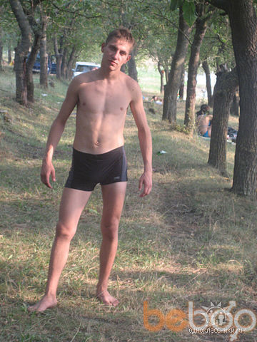  ,   Victor, 34 ,   