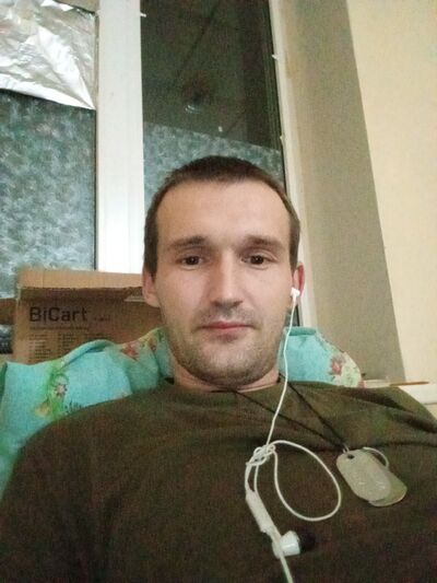  ,   Oskar, 31 ,   c 