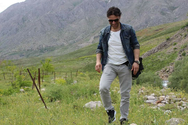  ,   Ozgur, 47 ,   ,   , c 