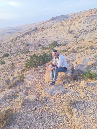  ,   Abbes, 33 ,   ,   , c , 