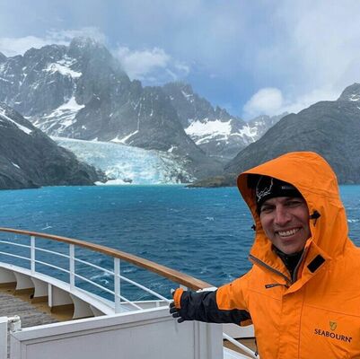  ,   Eric Zilbet, 63 ,   ,   , c 