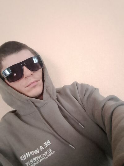  --,   German, 32 ,   ,   