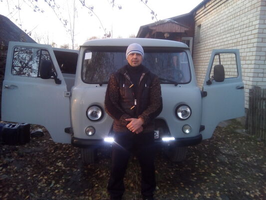  ,   Tolik, 47 ,   