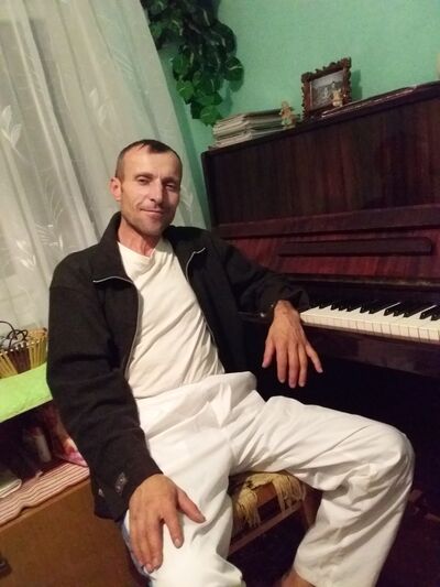  ,   Dumitru, 48 ,   ,   , c 