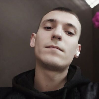  ,   Andriy, 21 ,   ,   