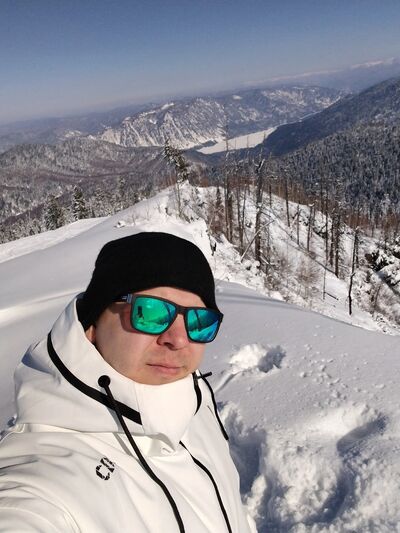  ,   Duqlas, 39 ,   ,   