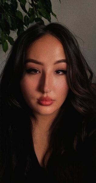  ,   Valeriya, 22 ,   ,   