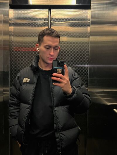  ,   Alexander, 24 ,   , c 