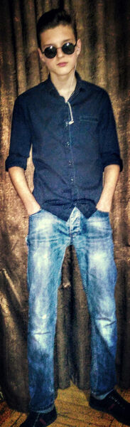  ,   Emzar, 26 ,   
