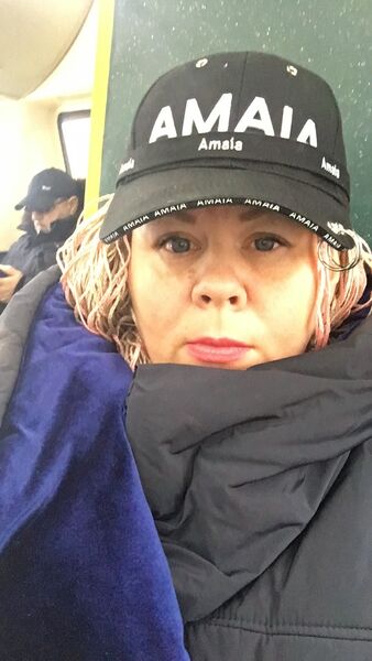  -,   Oksans, 48 ,  
