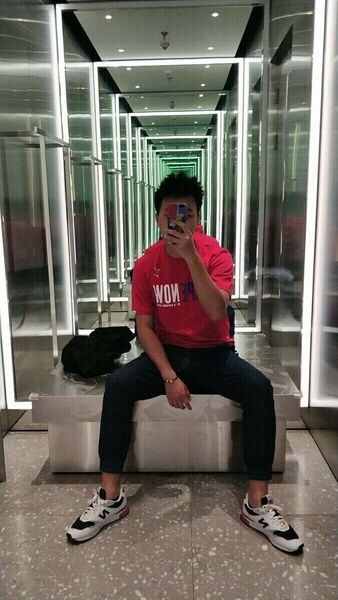  ,   Roy, 32 ,   ,   , c 