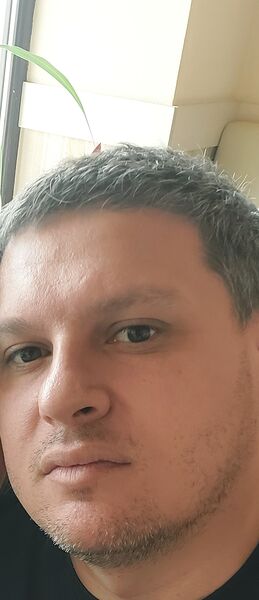 ,   Alex, 40 ,  