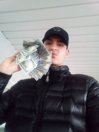  ,   Doni, 33 ,   , 
