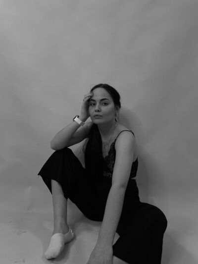  ,   Yliua, 22 ,  