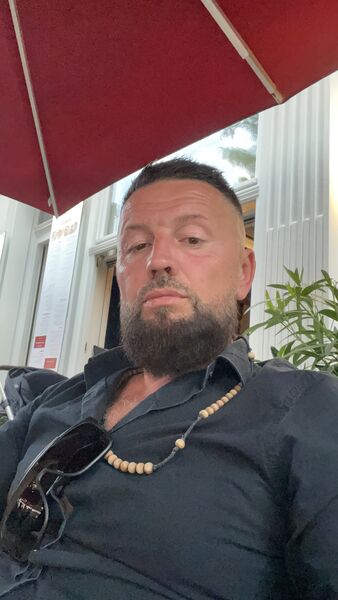  Stuttgart,   , 45 ,   ,   