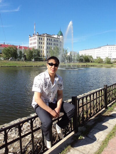  ,   Mustang, 37 ,  