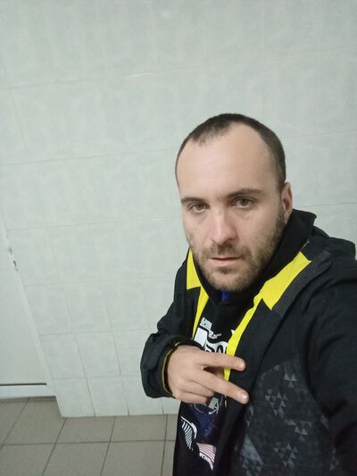  ,   Gheorghe, 32 ,   ,   