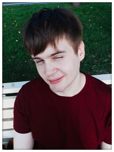  ,   Daniil, 25 ,   ,   , c , 