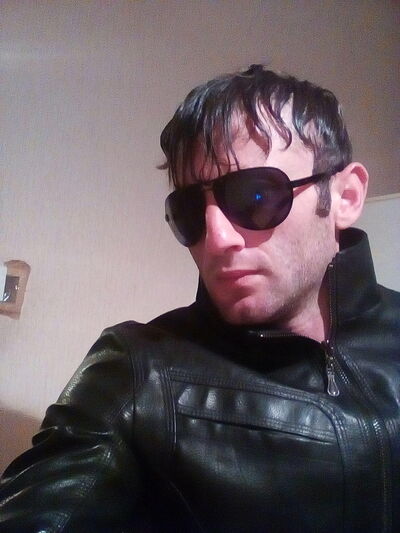  ,   Karen, 32 ,   ,   , c 