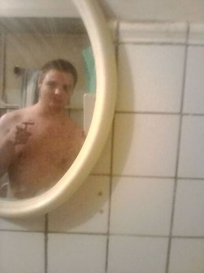  ,   Alex, 31 ,   