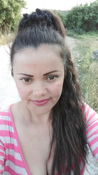  ,   Adriana, 40 ,   c , 