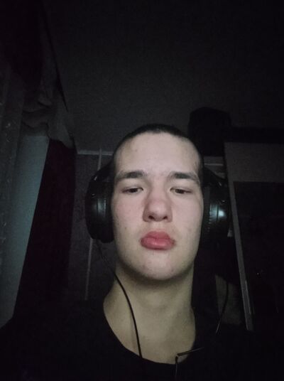  ,   Vitaly, 22 ,   ,   