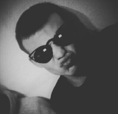 ,   Ilya, 25 ,   