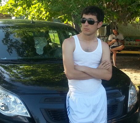  ,   Tim, 32 ,   