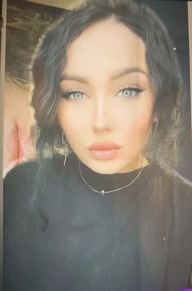  ,   Alina, 25 ,  