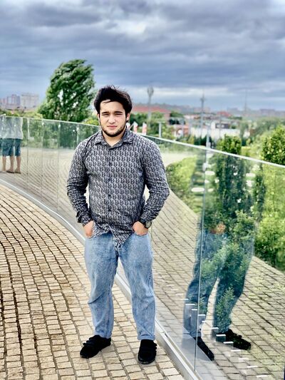  ,   Adam, 27 ,   ,   , c 