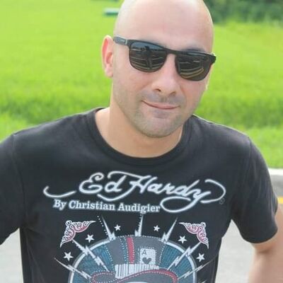  ,   David, 39 ,   ,   