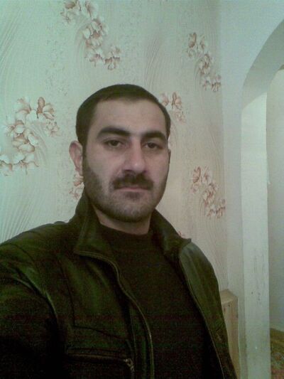  ,   BABEK, 39 ,   