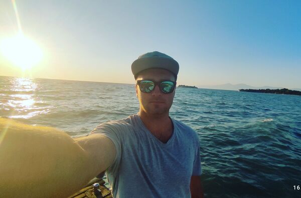  Warszawa,   Aleksei, 31 ,   ,   