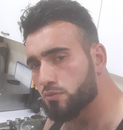  ,   Raul, 33 ,  