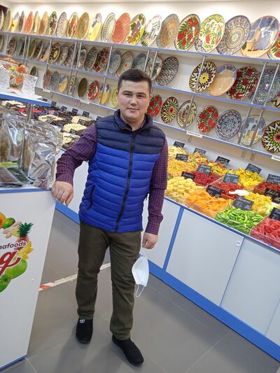  ,   Lochinbek, 35 ,   ,   