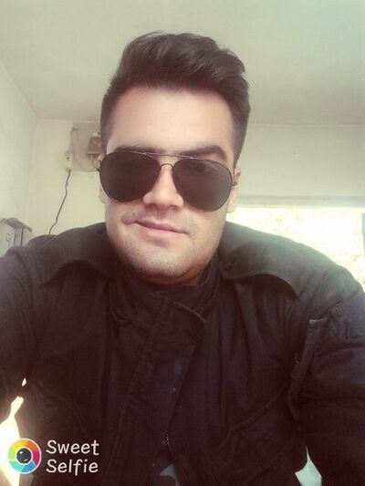  ,   Muslim, 32 ,   ,   , c 