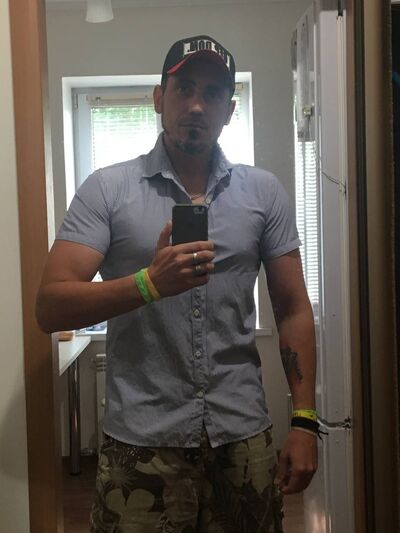  ,   Mikhail, 40 ,   ,   , 