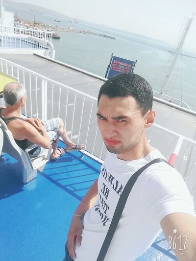  ,   Muslim, 31 ,   