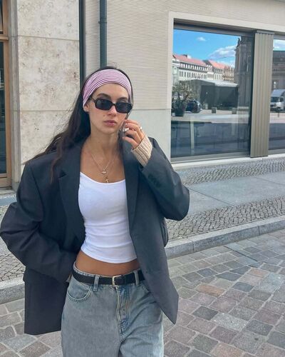  Ҹ,   Veronika, 29 ,   ,   