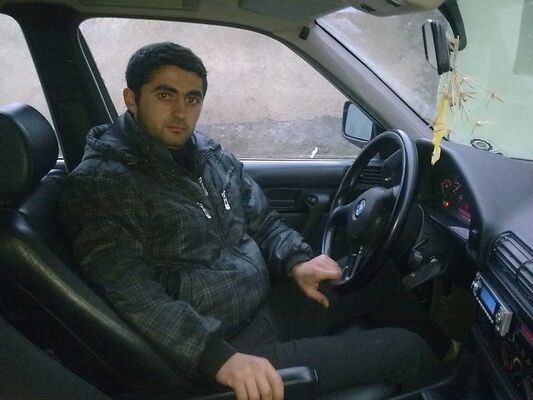  ,   Edik, 39 ,   