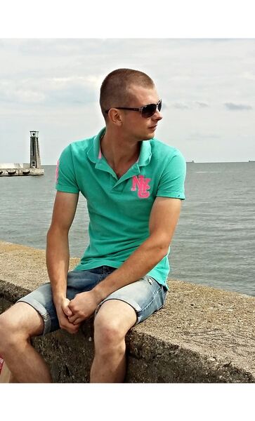  -,   Ruslan, 33 ,   
