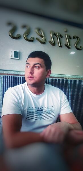  ,   Beeggii, 28 ,   ,   